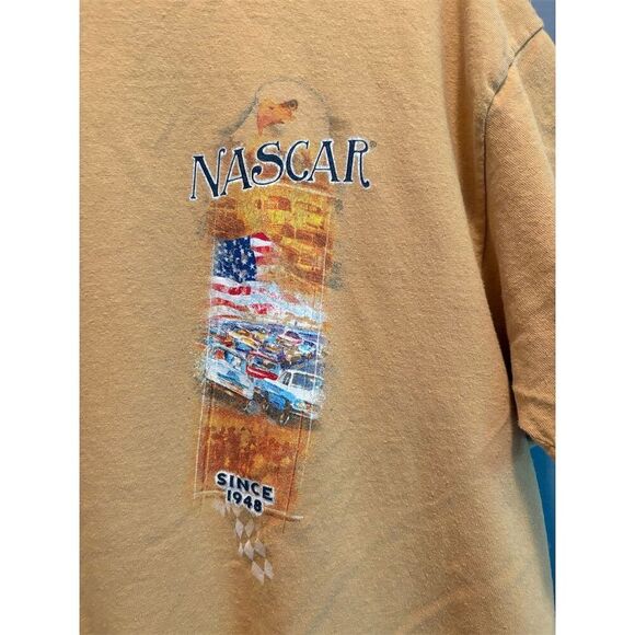 NASCAR Men's XL Gold Double Sided Graphic Print T-Shirt Racing Sports - Picture 3 of 7